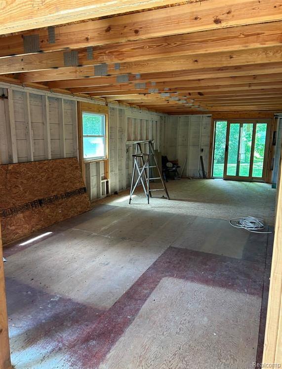 5325 Sitka Street Property Photo 18