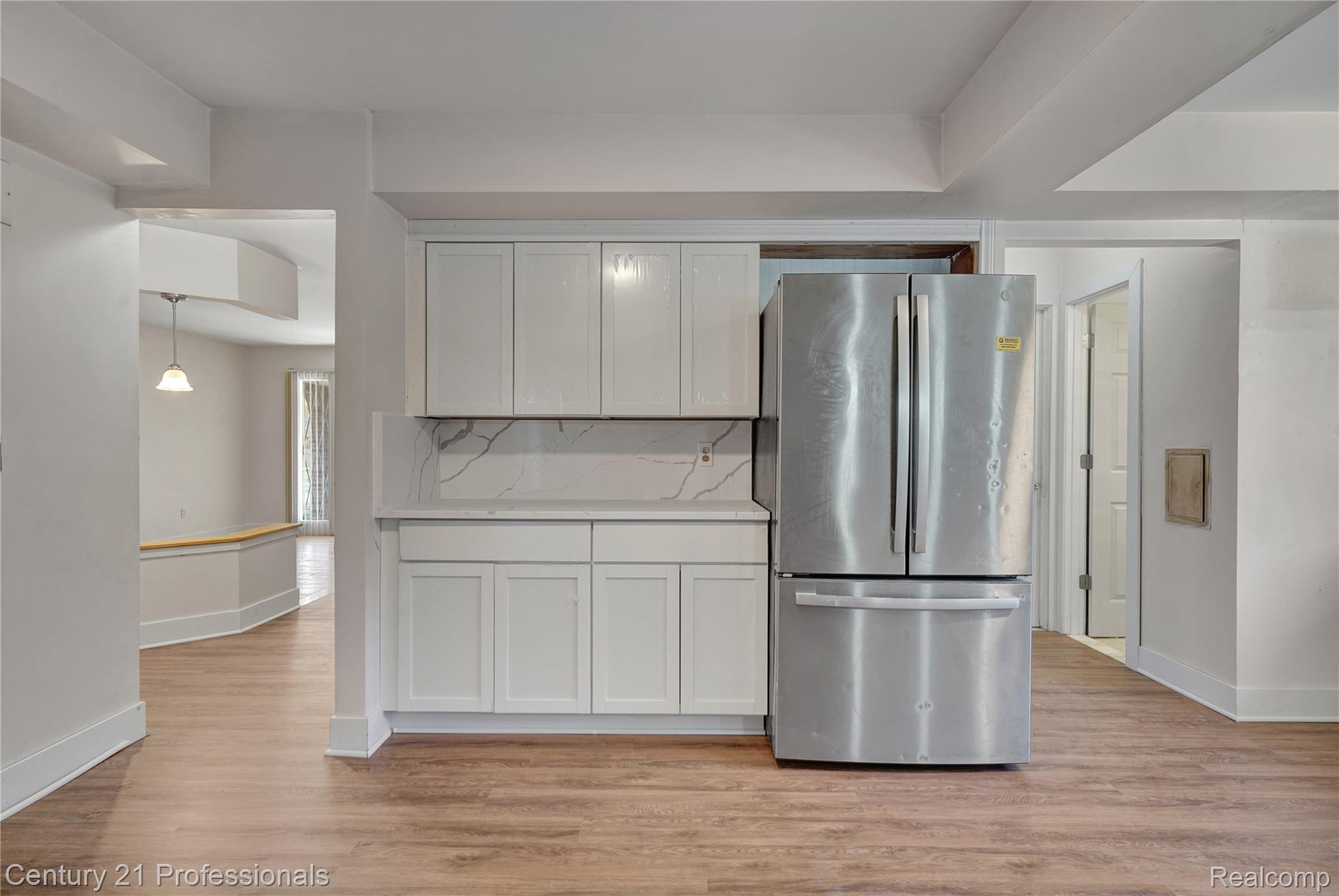 16129 Cambell Drive Property Photo 11