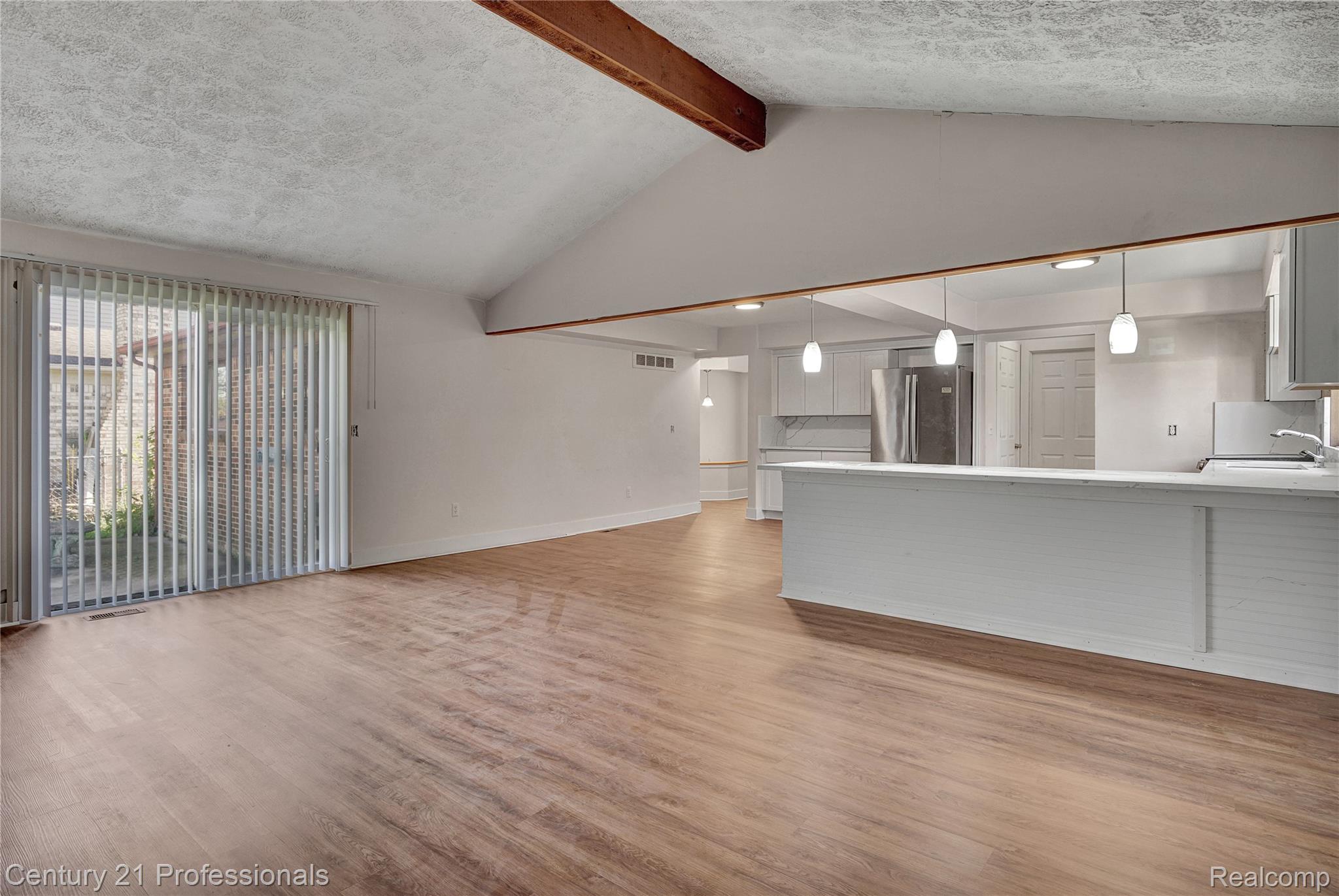 16129 Cambell Drive Property Photo 15
