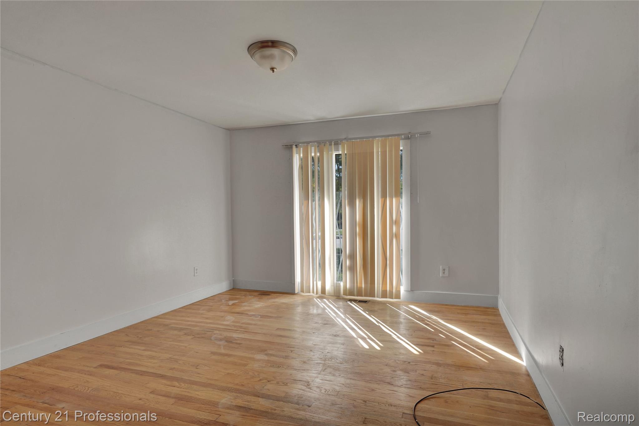 16129 Cambell Drive Property Photo 18
