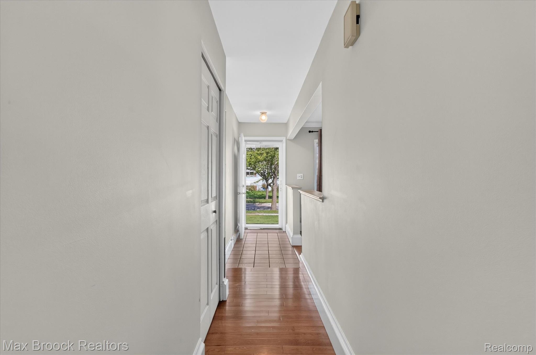 2504 Crofthill Drive Property Photo 21
