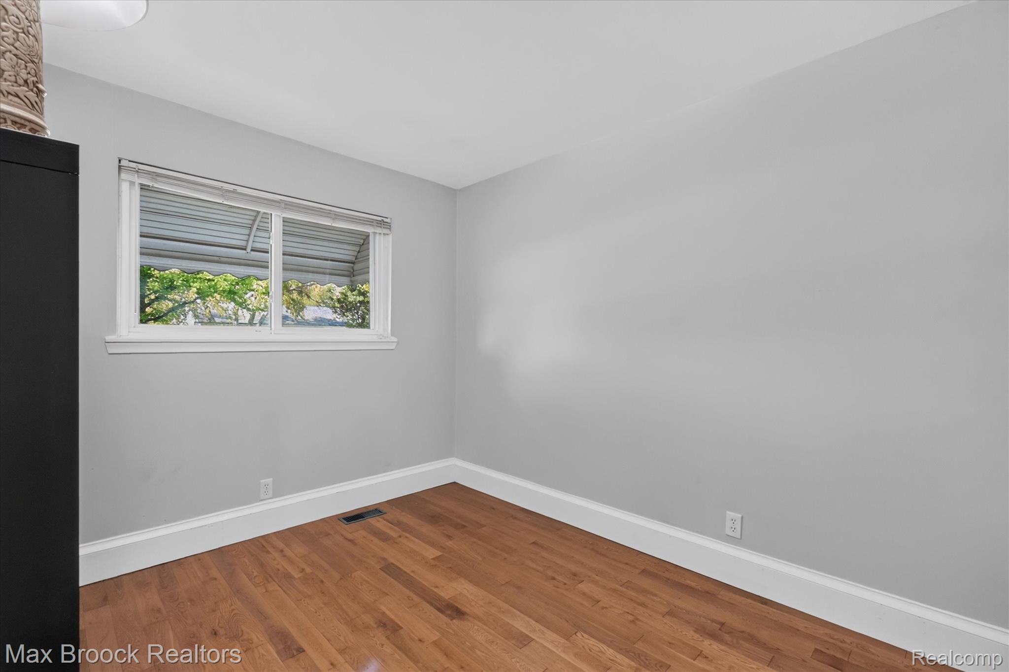 2504 Crofthill Drive Property Photo 26