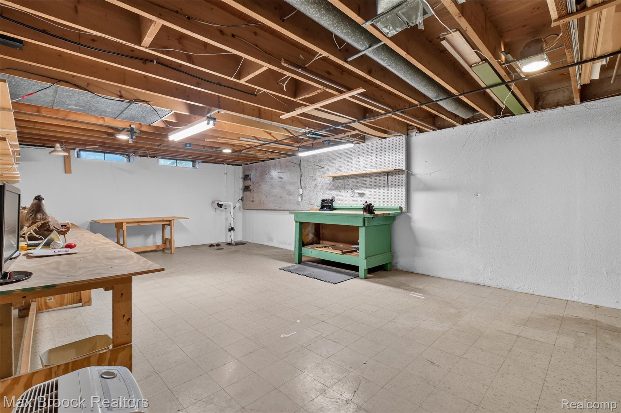 2504 Crofthill Drive Property Photo 31