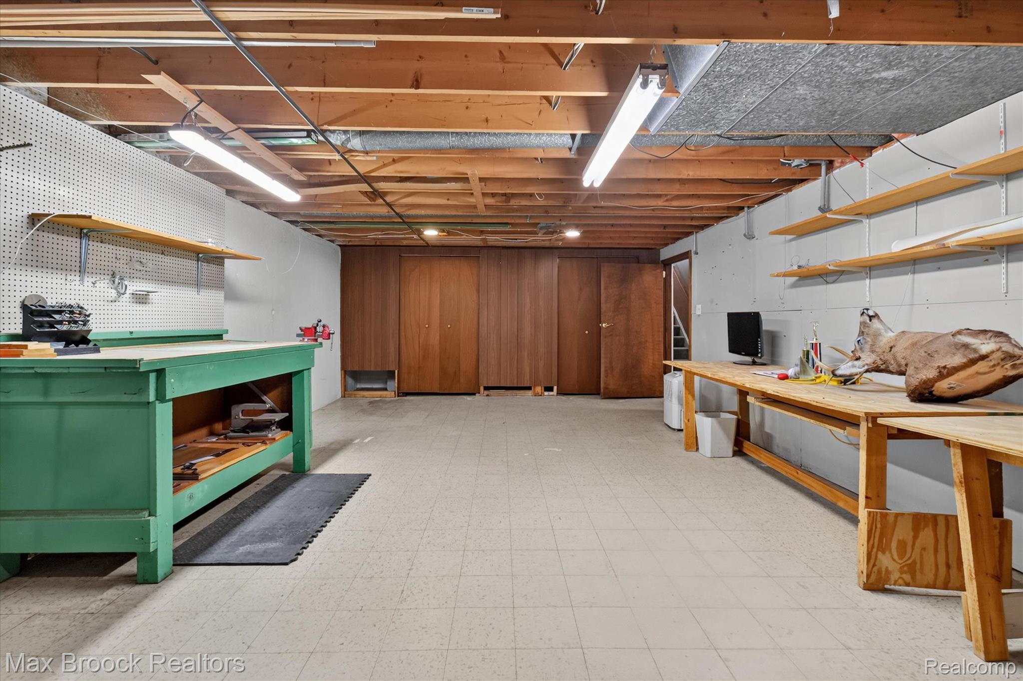 2504 Crofthill Drive Property Photo 32