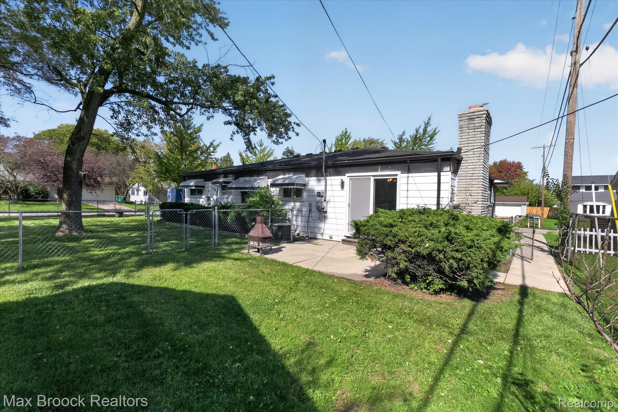 2504 Crofthill Drive Property Photo 40