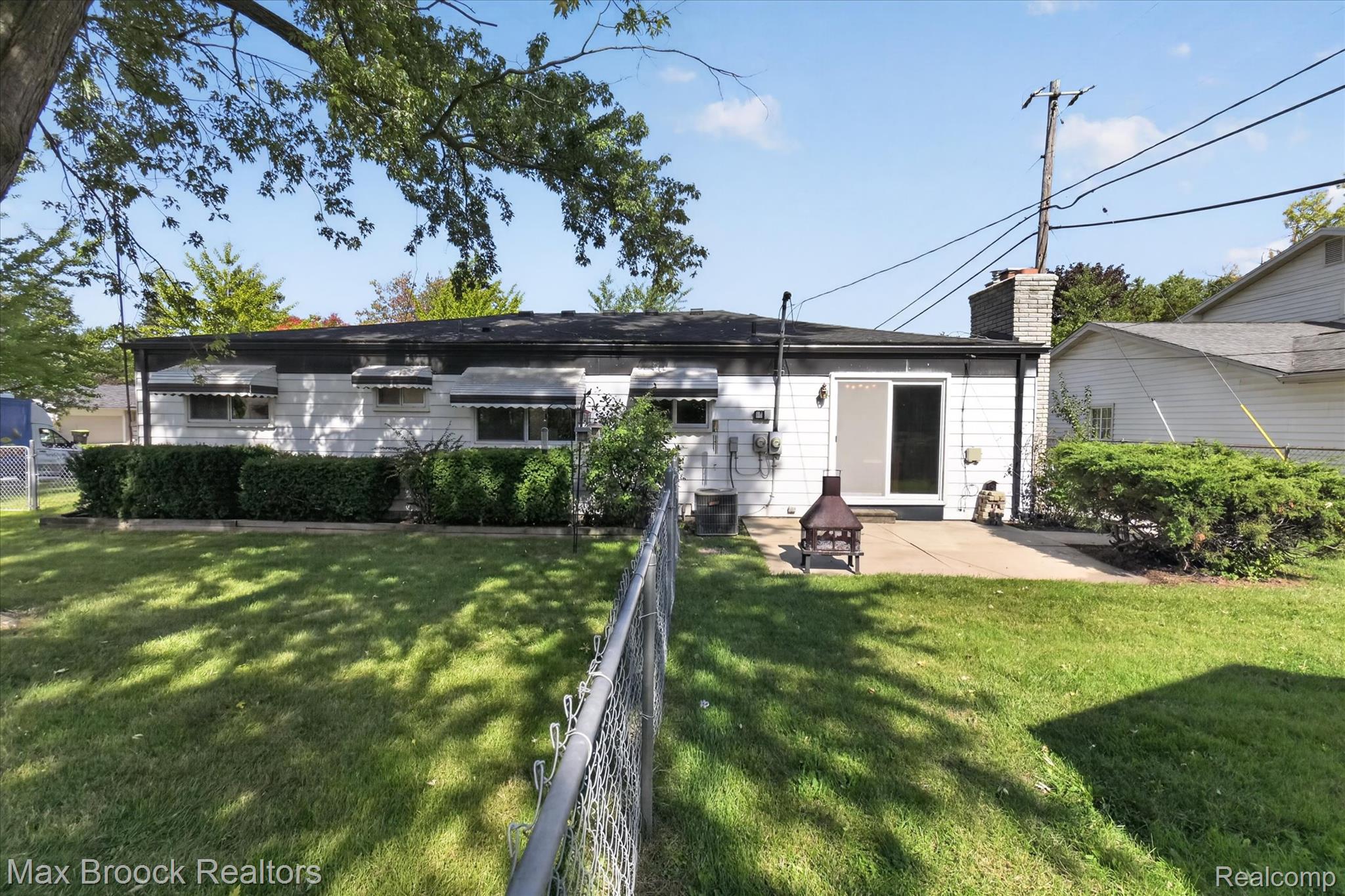 2504 Crofthill Drive Property Photo 41