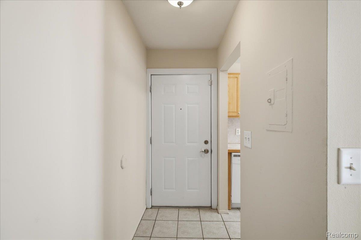 45250 Keding St # 203 Property Photo 9