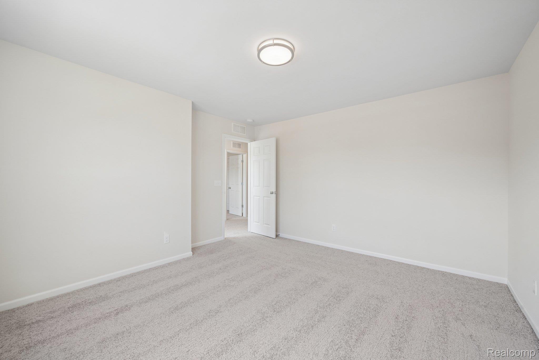 381 Edge Brook Drive Property Photo 16