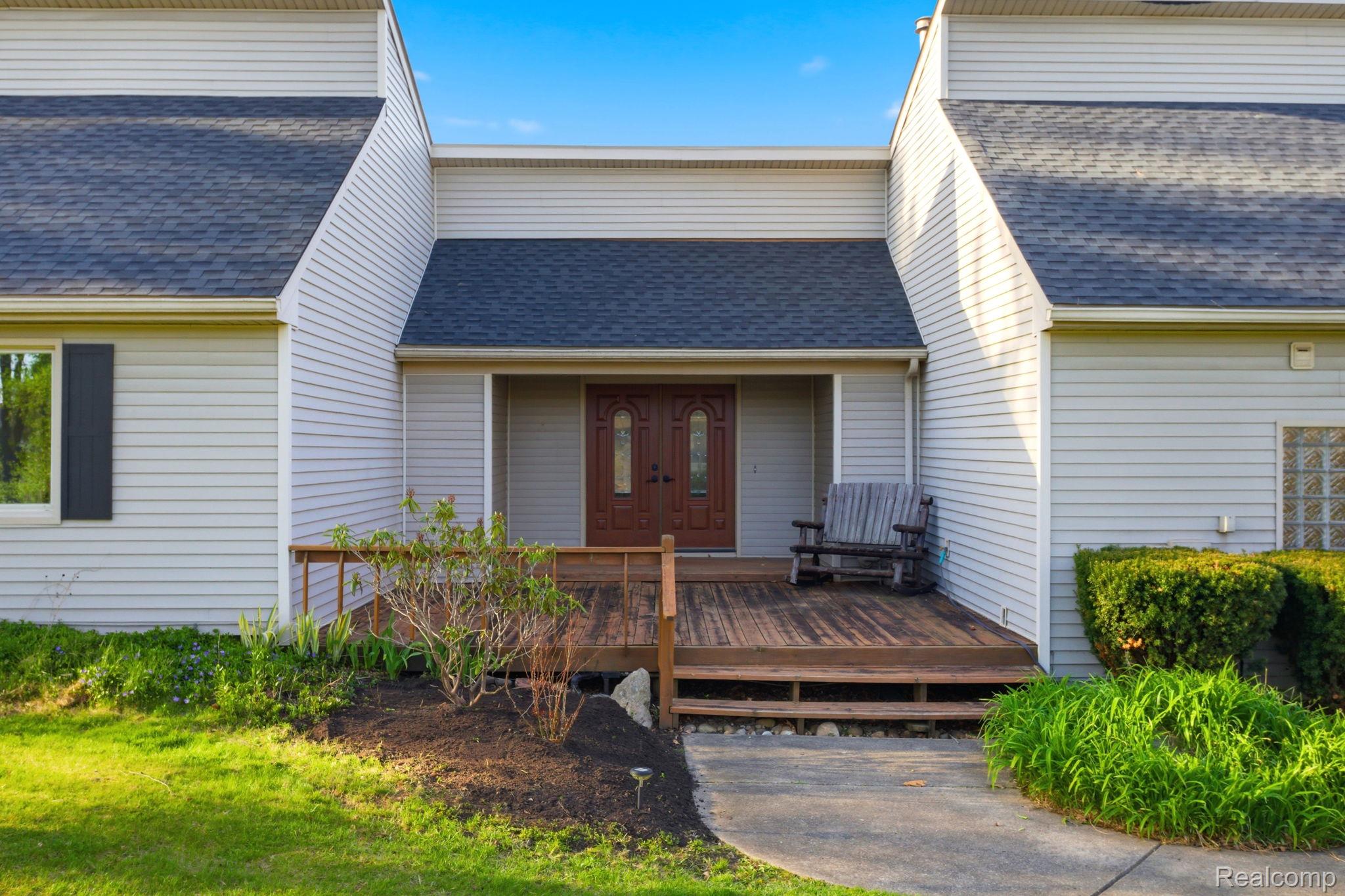 2411 Wixom Trail Property Photo 1