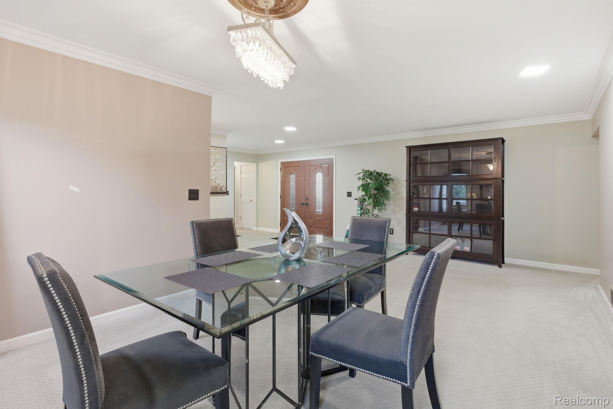 2411 Wixom Trail Property Photo 11