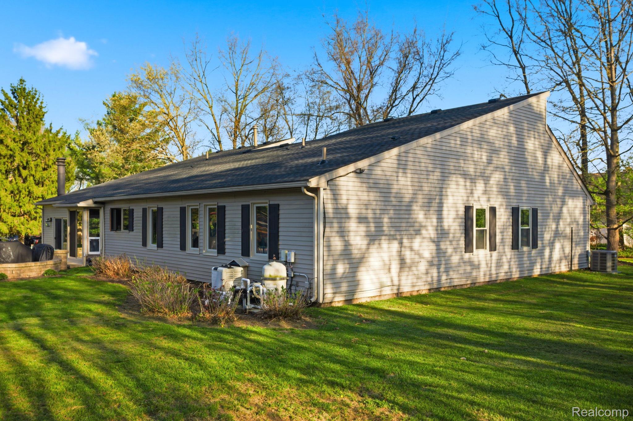 2411 Wixom Trail Property Photo 42
