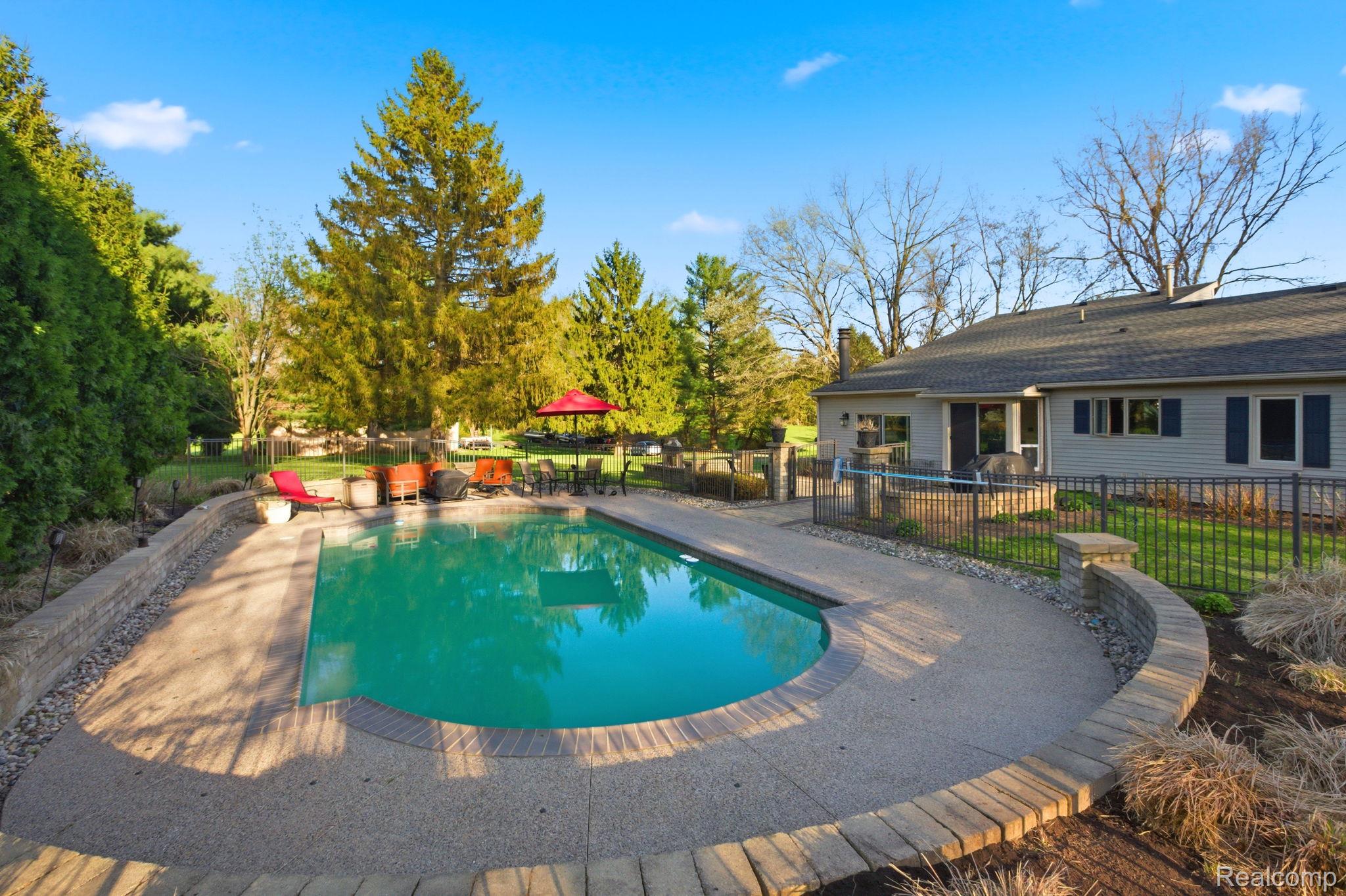 2411 Wixom Trail Property Photo 47