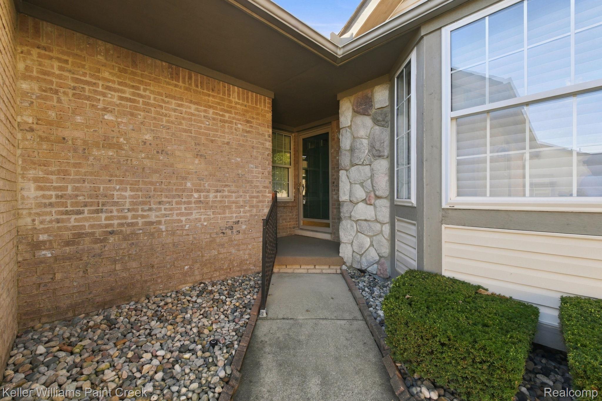 16321 Scenic Property Photo 3
