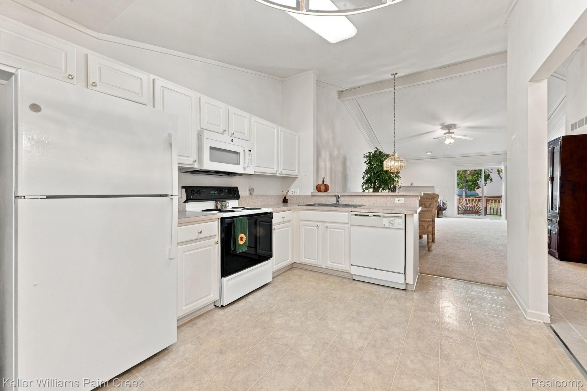 16321 Scenic Property Photo 8