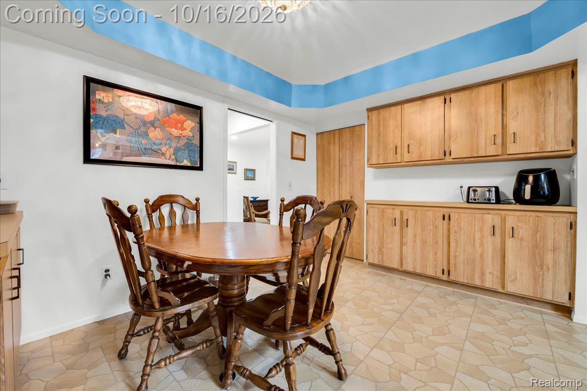 2855 Saratoga Dr Property Photo 14