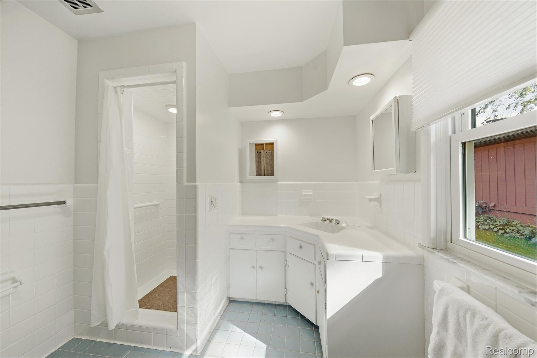 88 Greenside Ave Property Photo 20