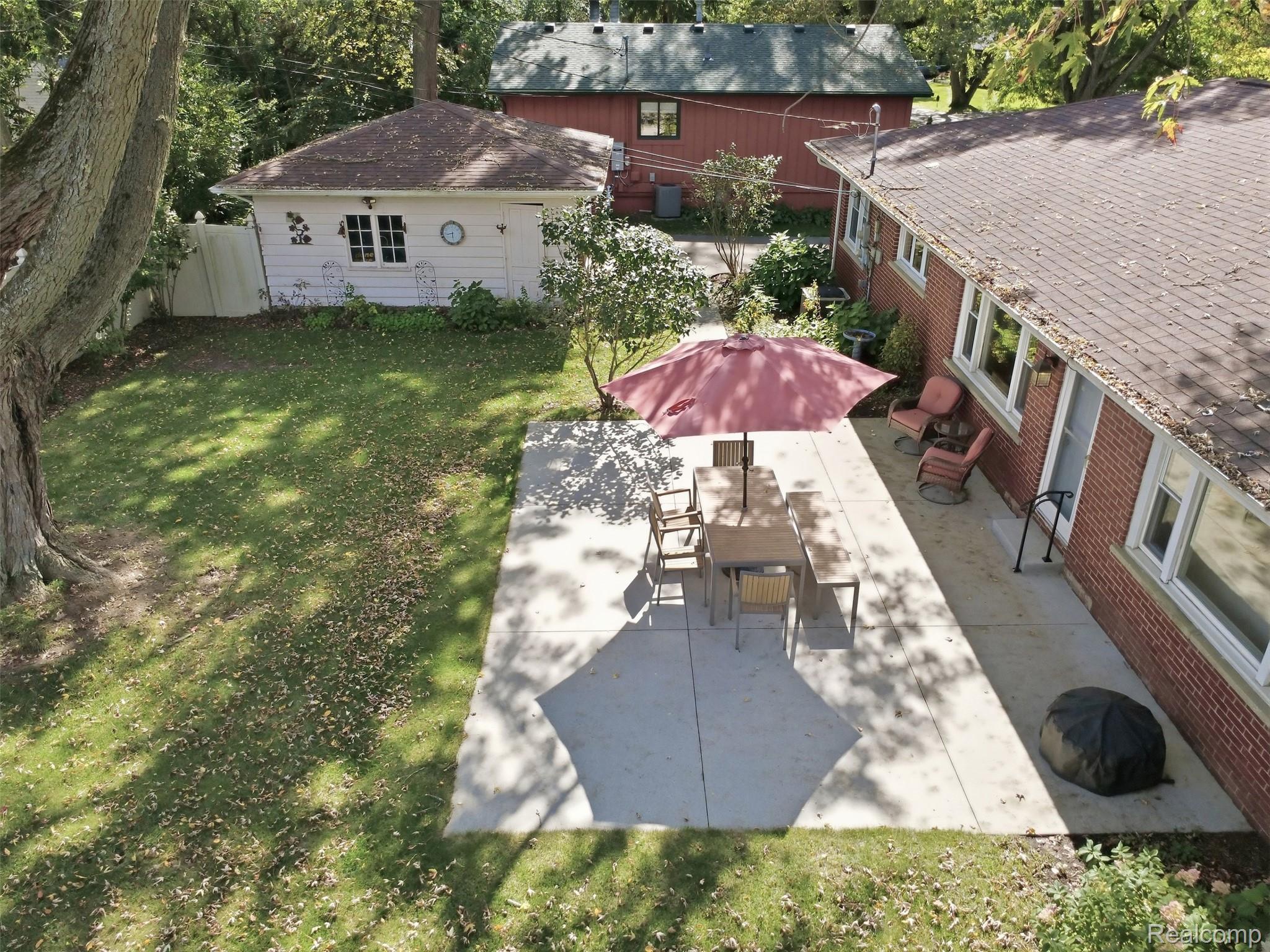 88 Greenside Ave Property Photo 33