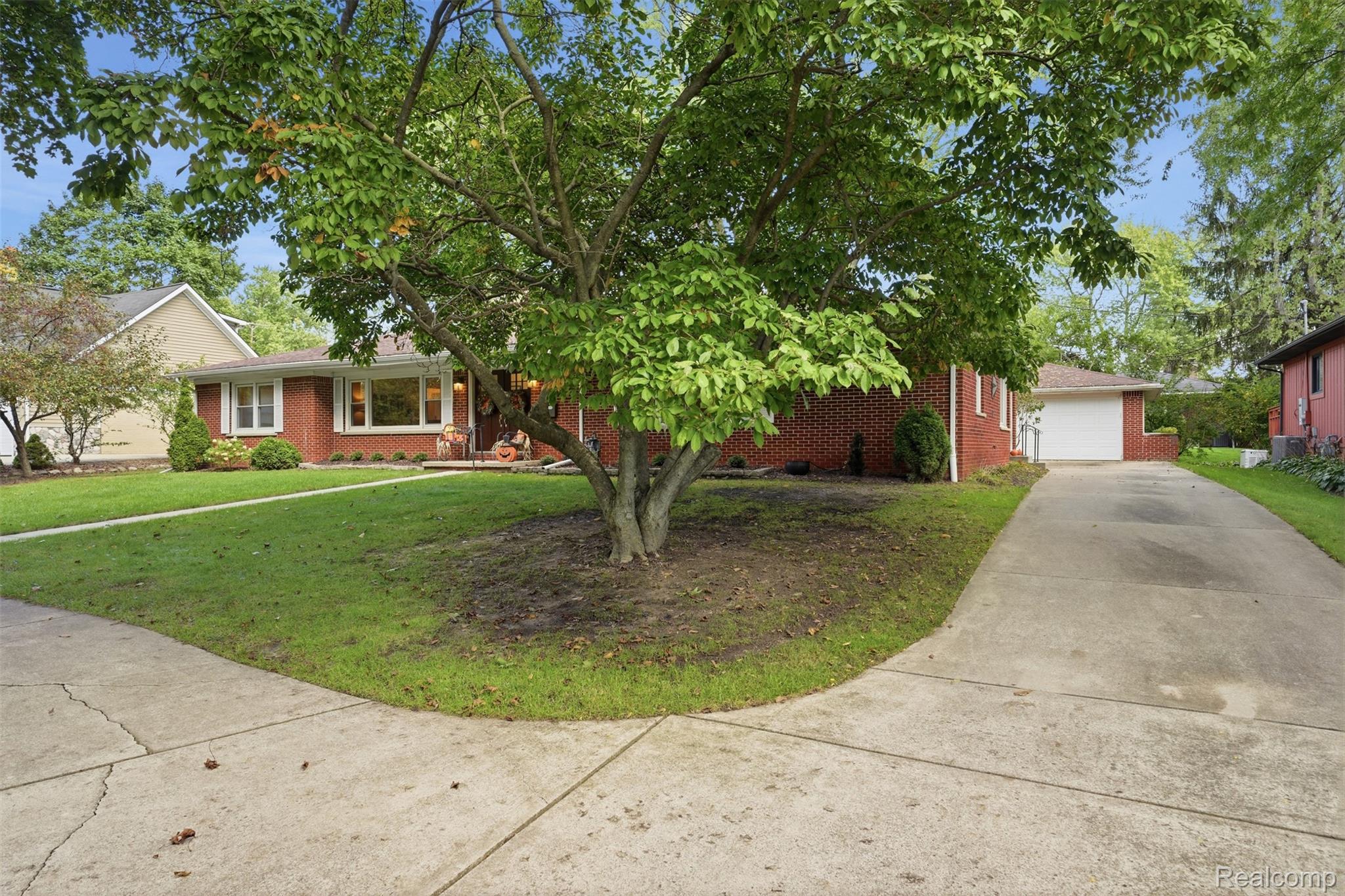 88 Greenside Ave Property Photo 36