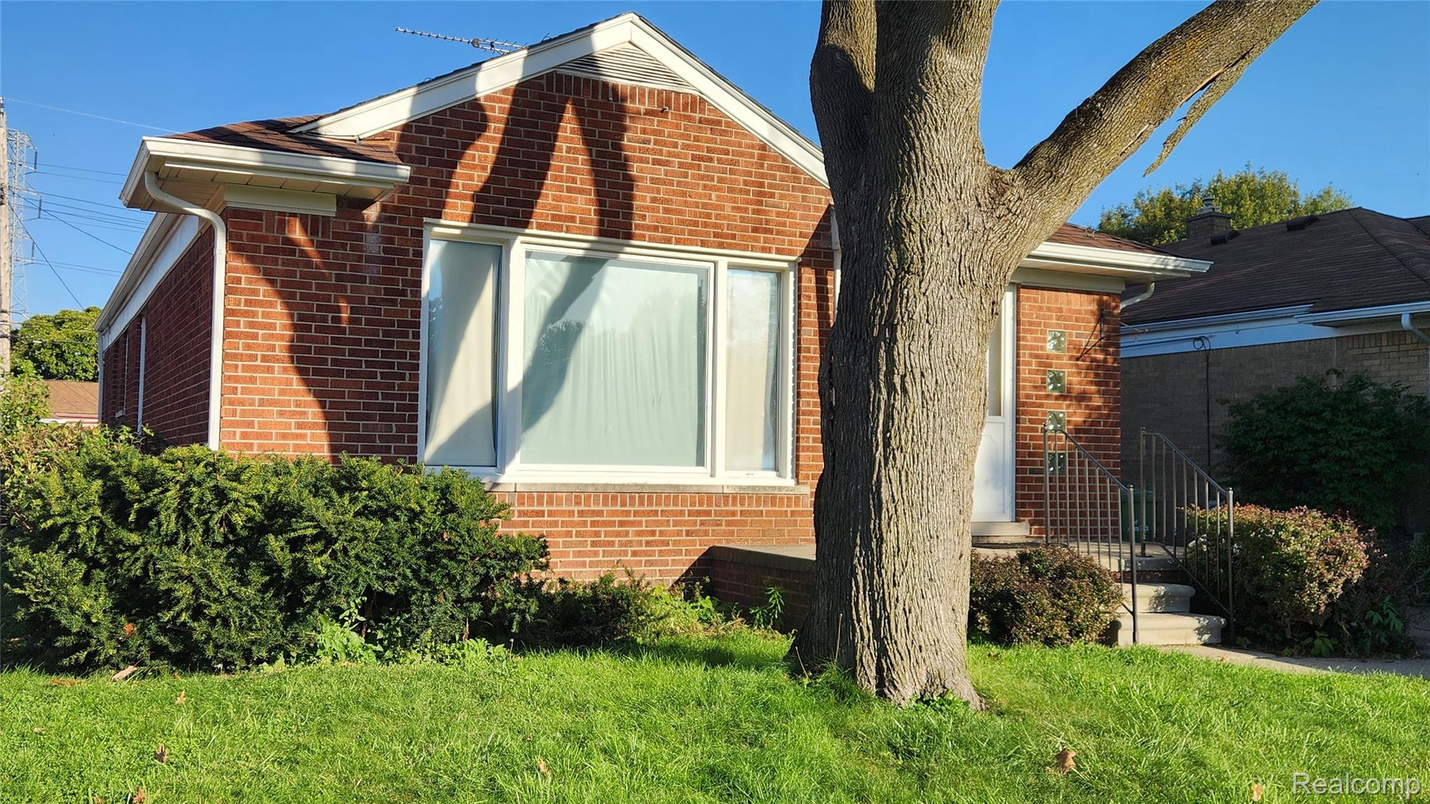 9827 Rosedale Blvd Property Photo 1