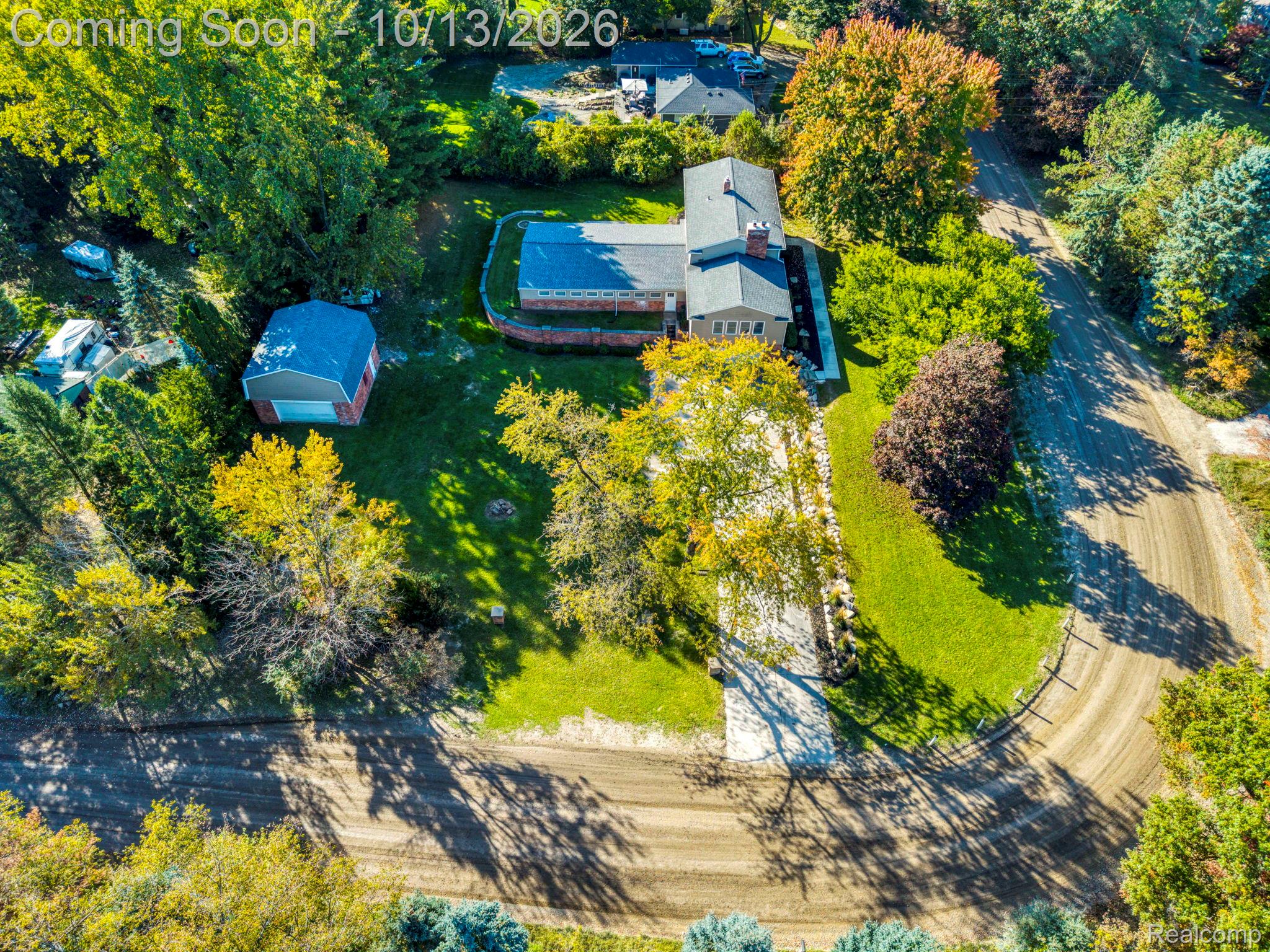 852 E Gunn Rd Property Photo 1