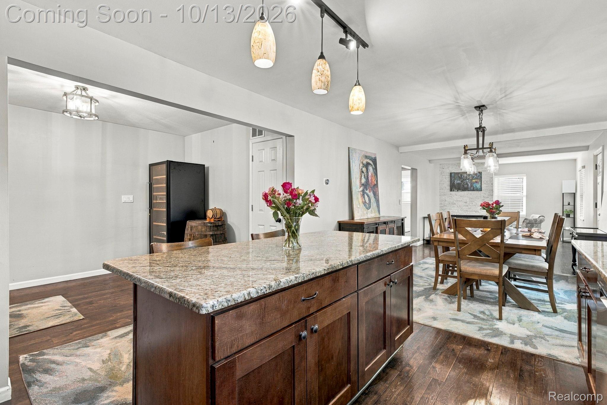 852 E Gunn Rd Property Photo 6
