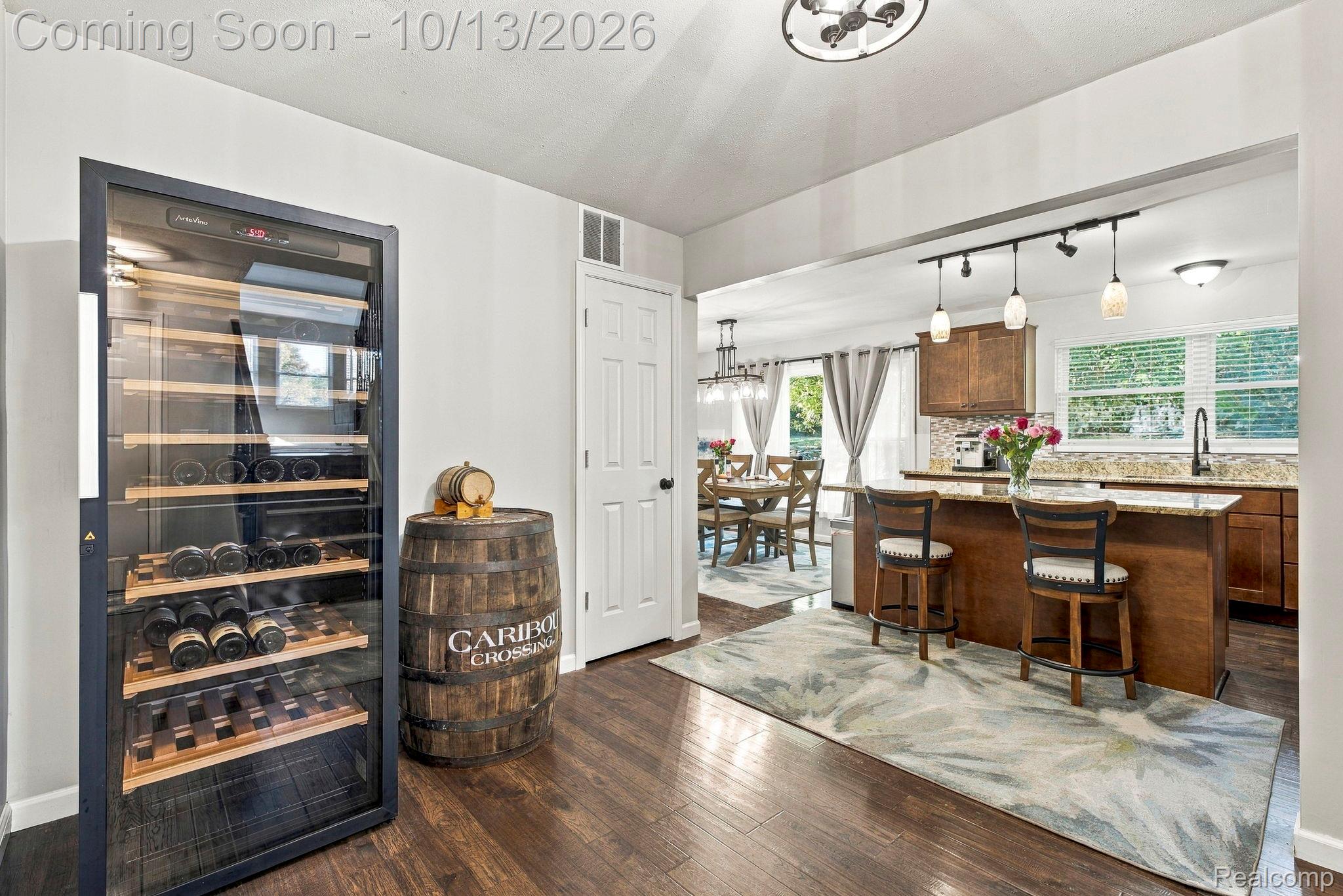 852 E Gunn Rd Property Photo 11
