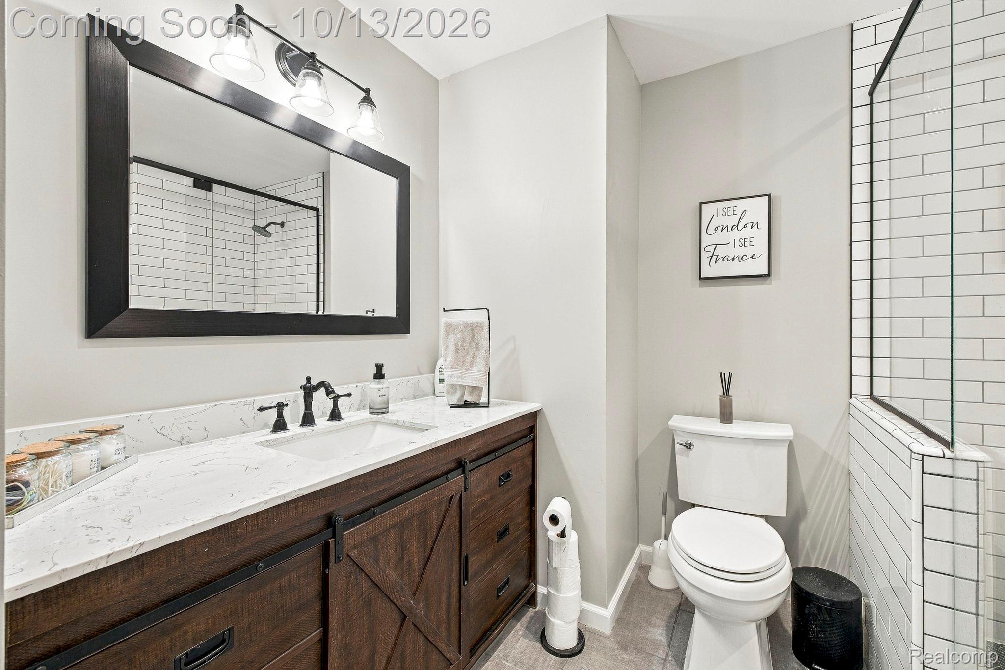 852 E Gunn Rd Property Photo 18