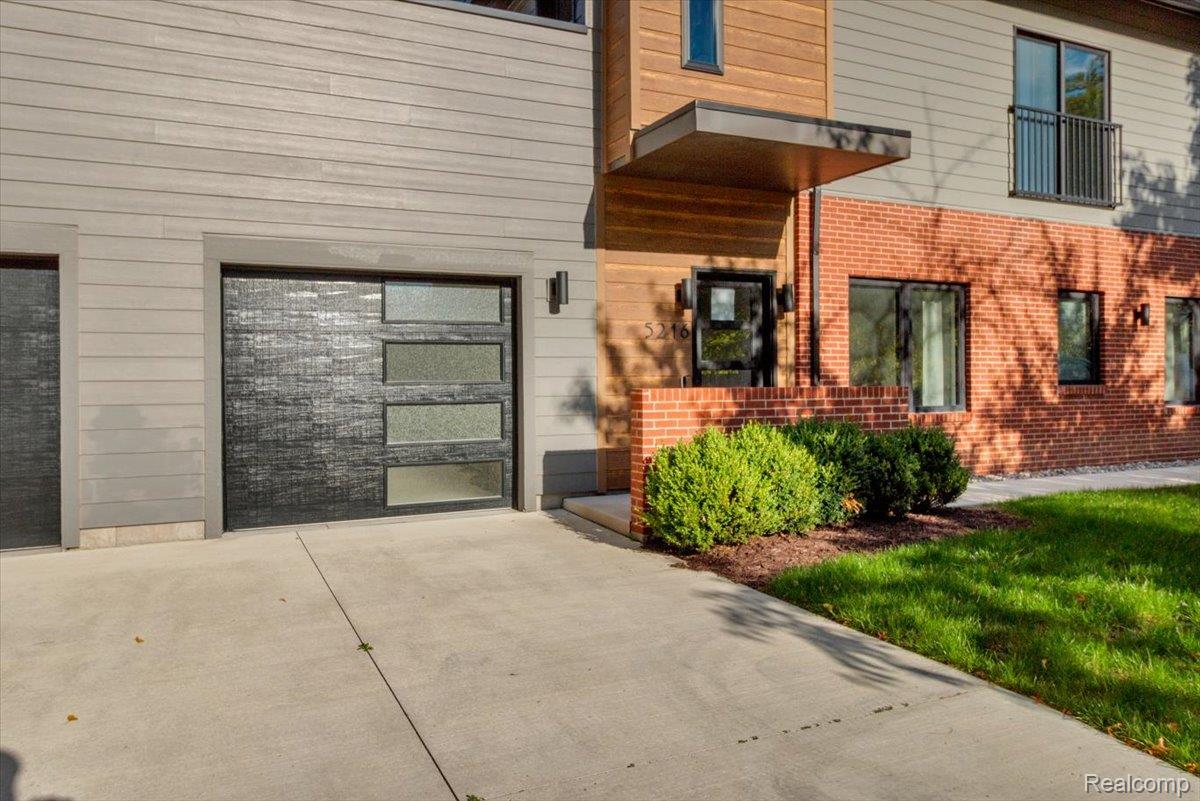 5216 Avery ST # 9 Property Photo 1