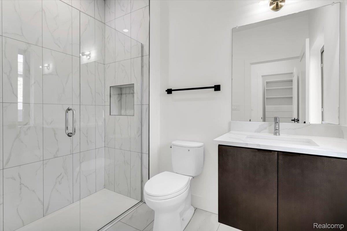 5216 Avery St # 9 Property Photo 15