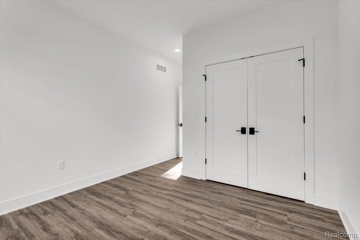 5216 Avery St # 9 Property Photo 19