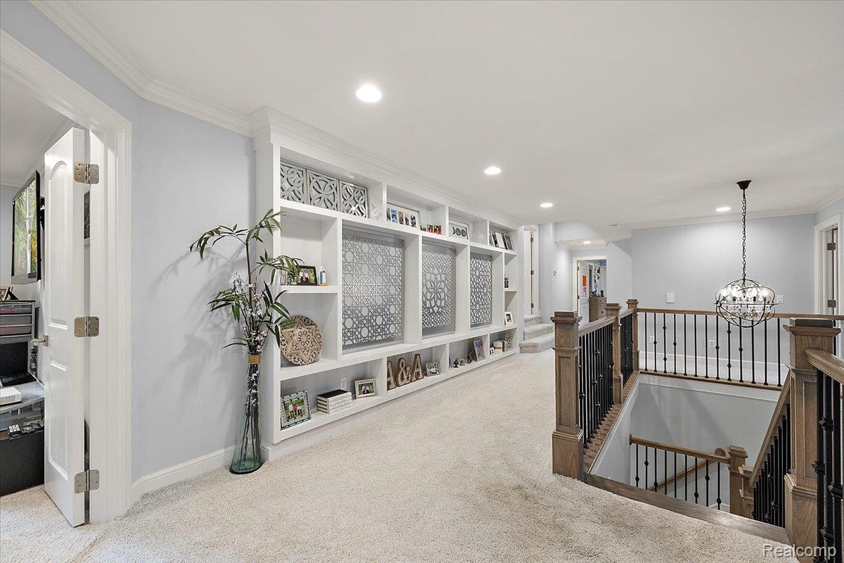 2480 Charnwood Dr Property Photo 28