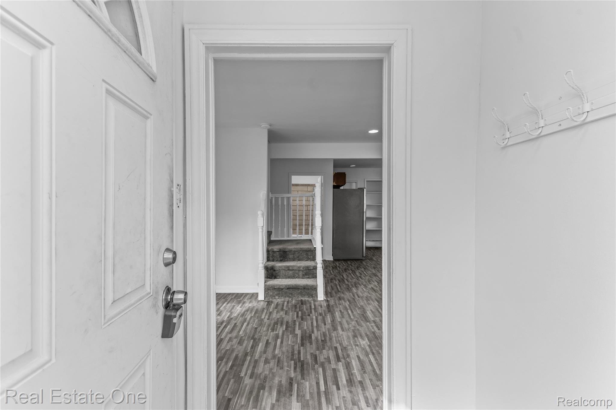 7259 Prospect Ave Property Photo 11