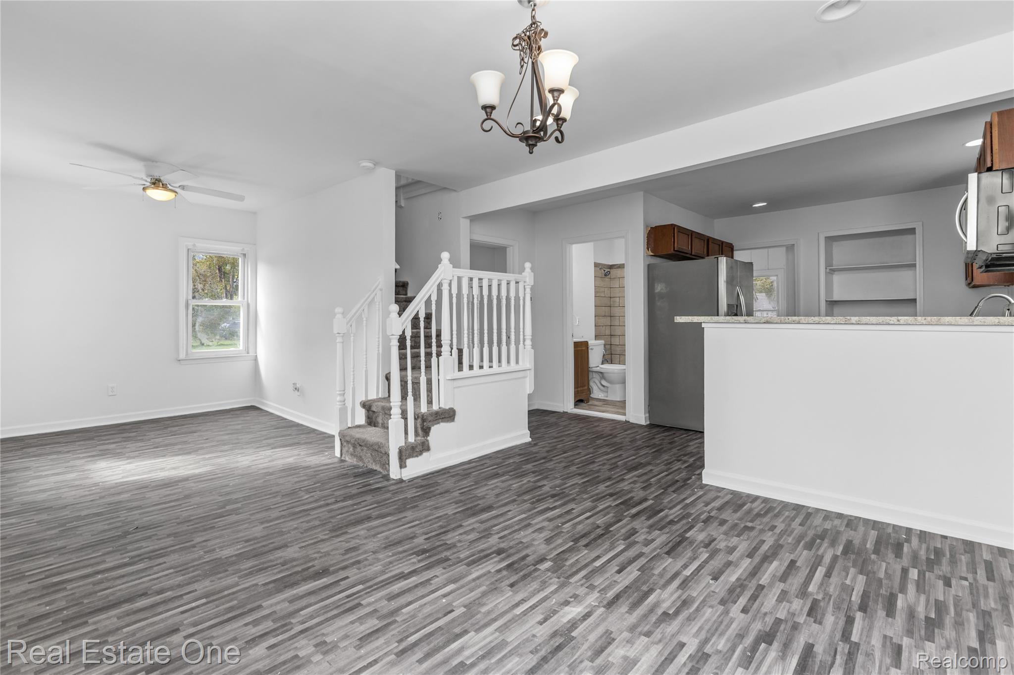 7259 Prospect Ave Property Photo 16