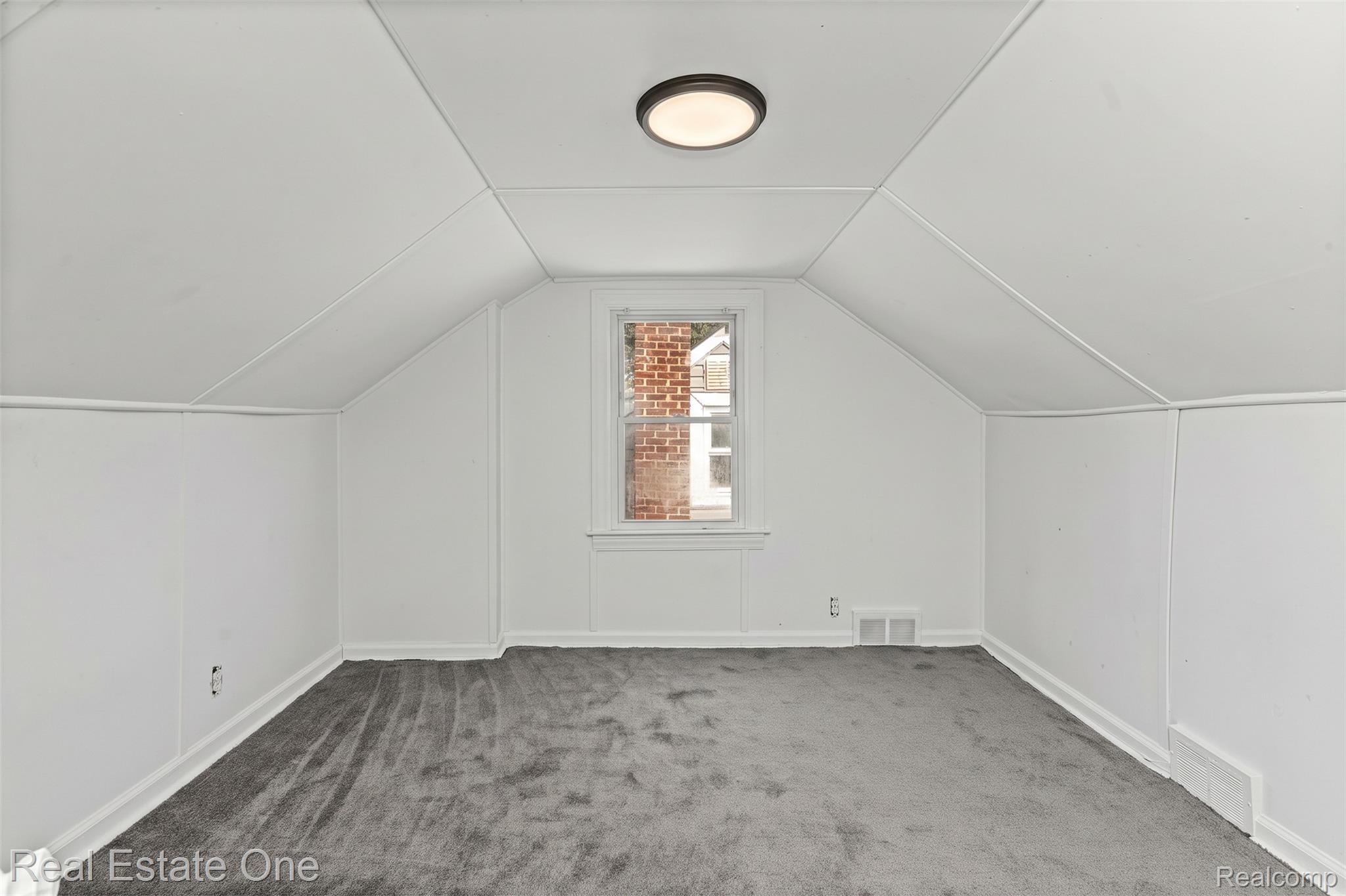 7259 Prospect Ave Property Photo 35