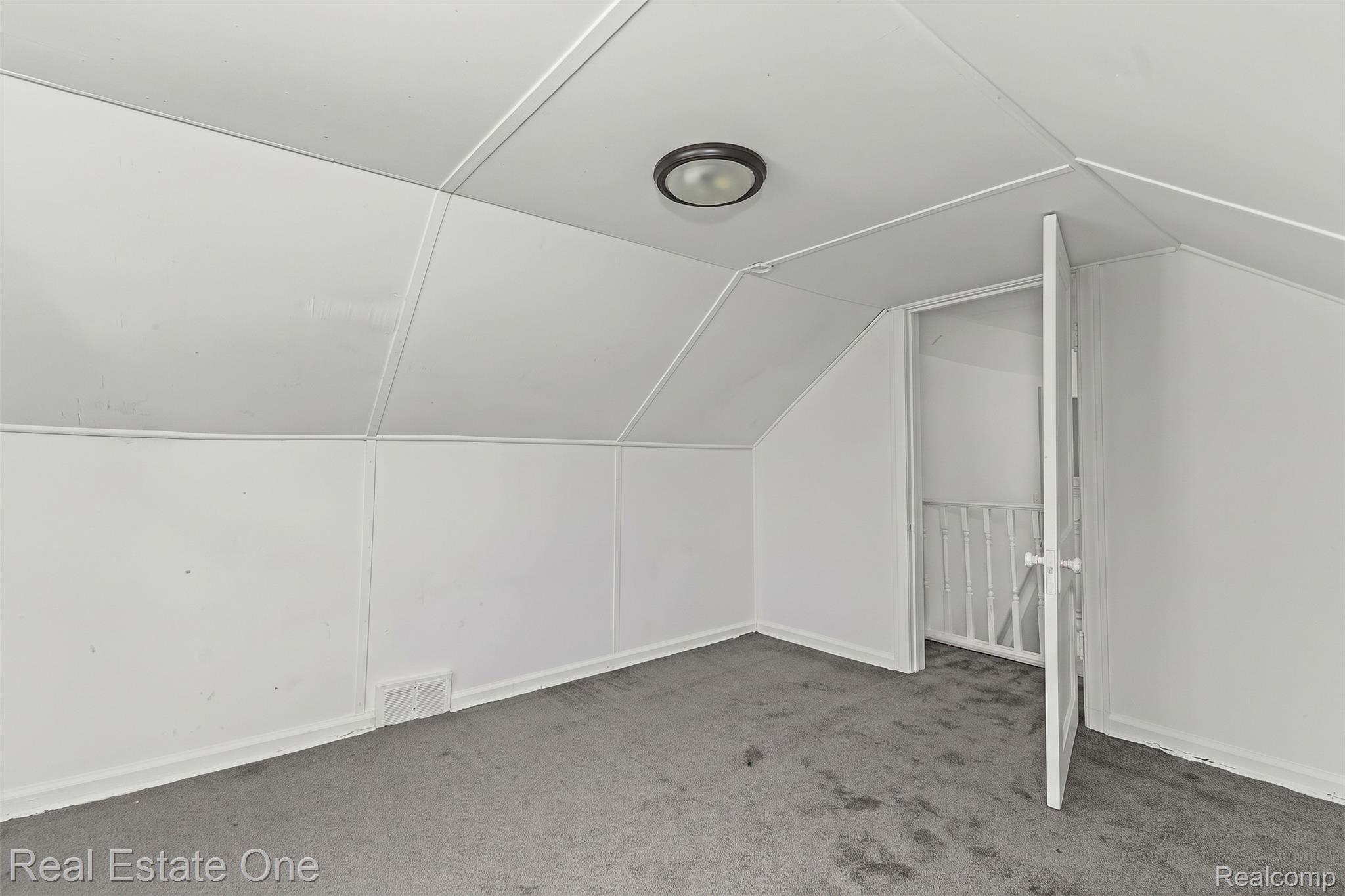7259 Prospect Ave Property Photo 36