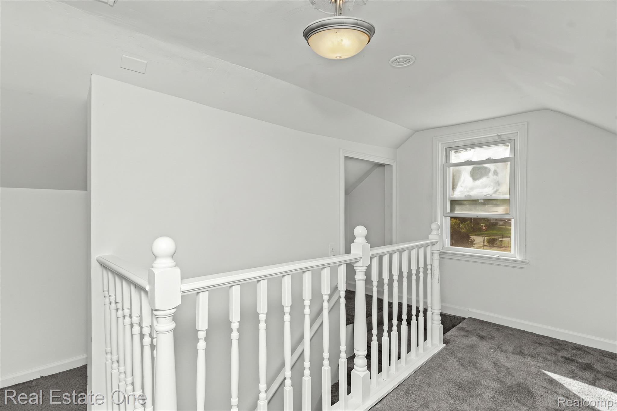 7259 Prospect Ave Property Photo 38