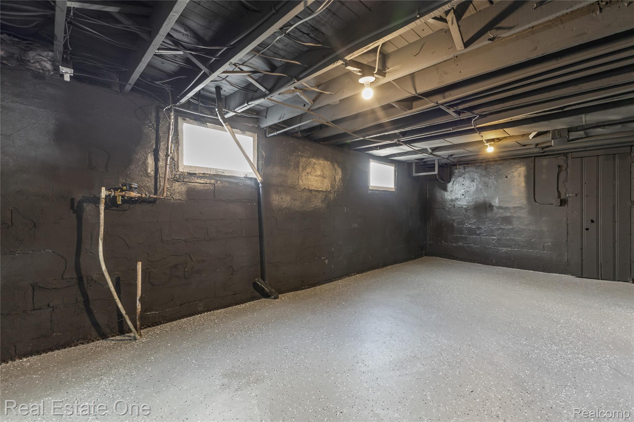 7259 Prospect Ave Property Photo 39