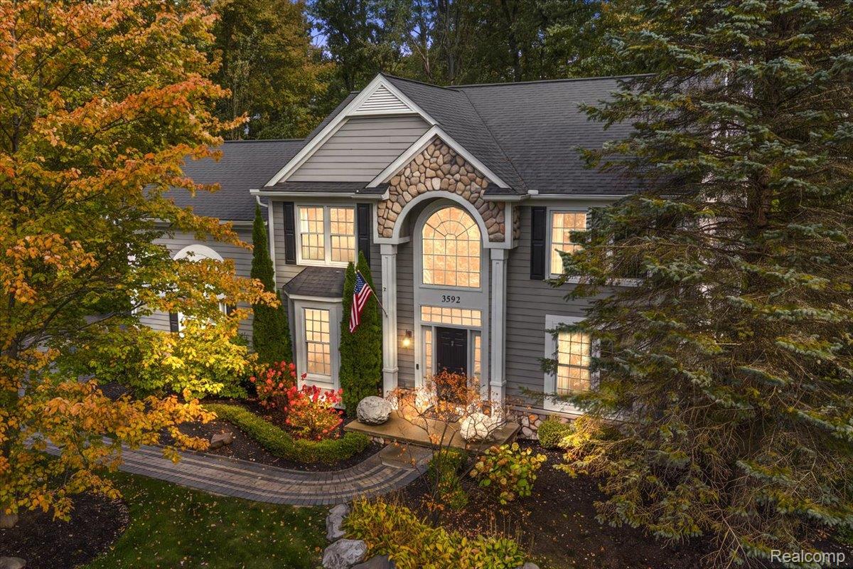 3592 Sunnyside CT Property Photo 1