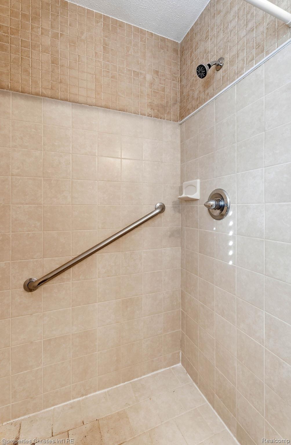 28785 Delton St Property Photo 13