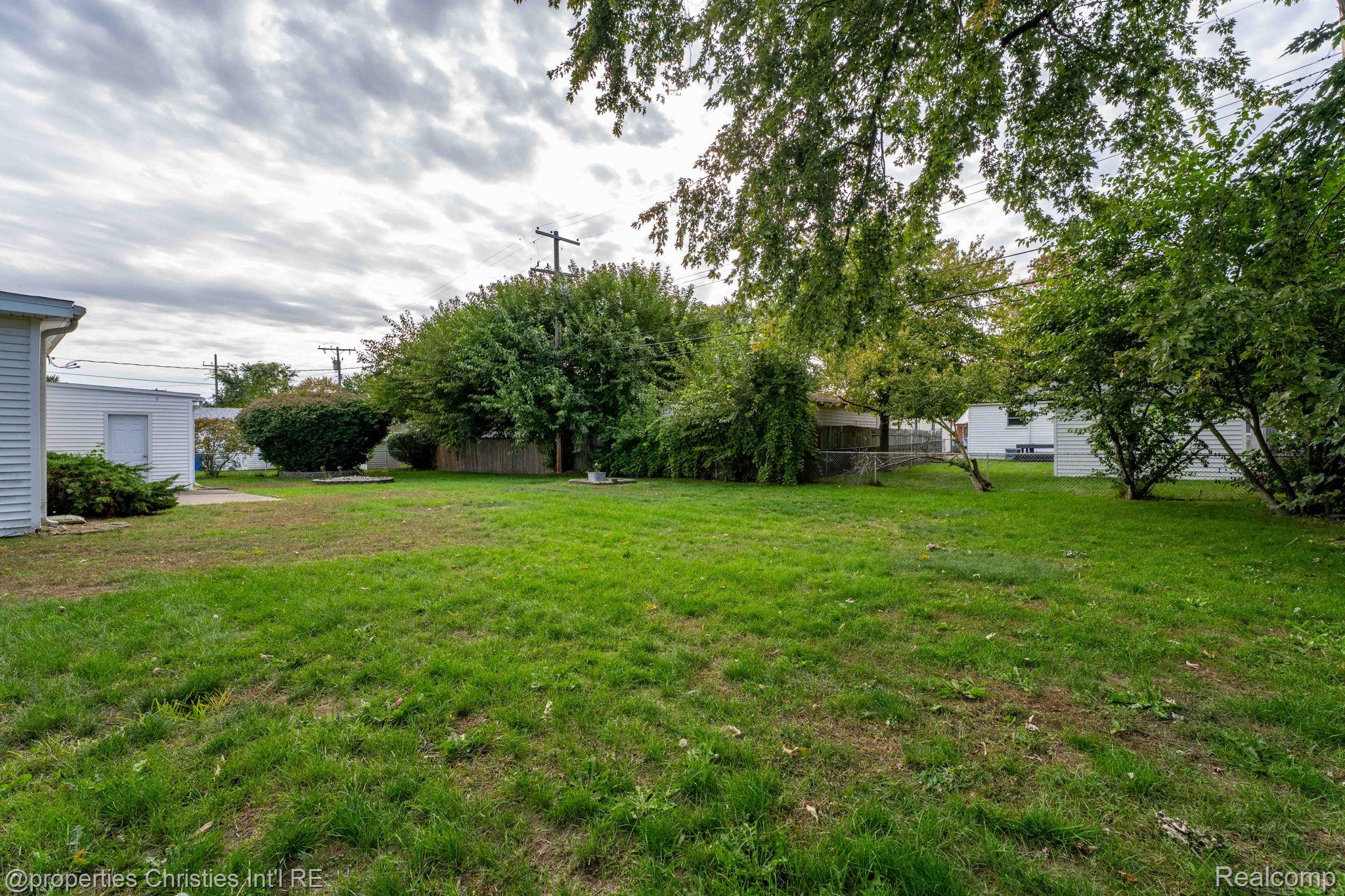 28785 Delton St Property Photo 26
