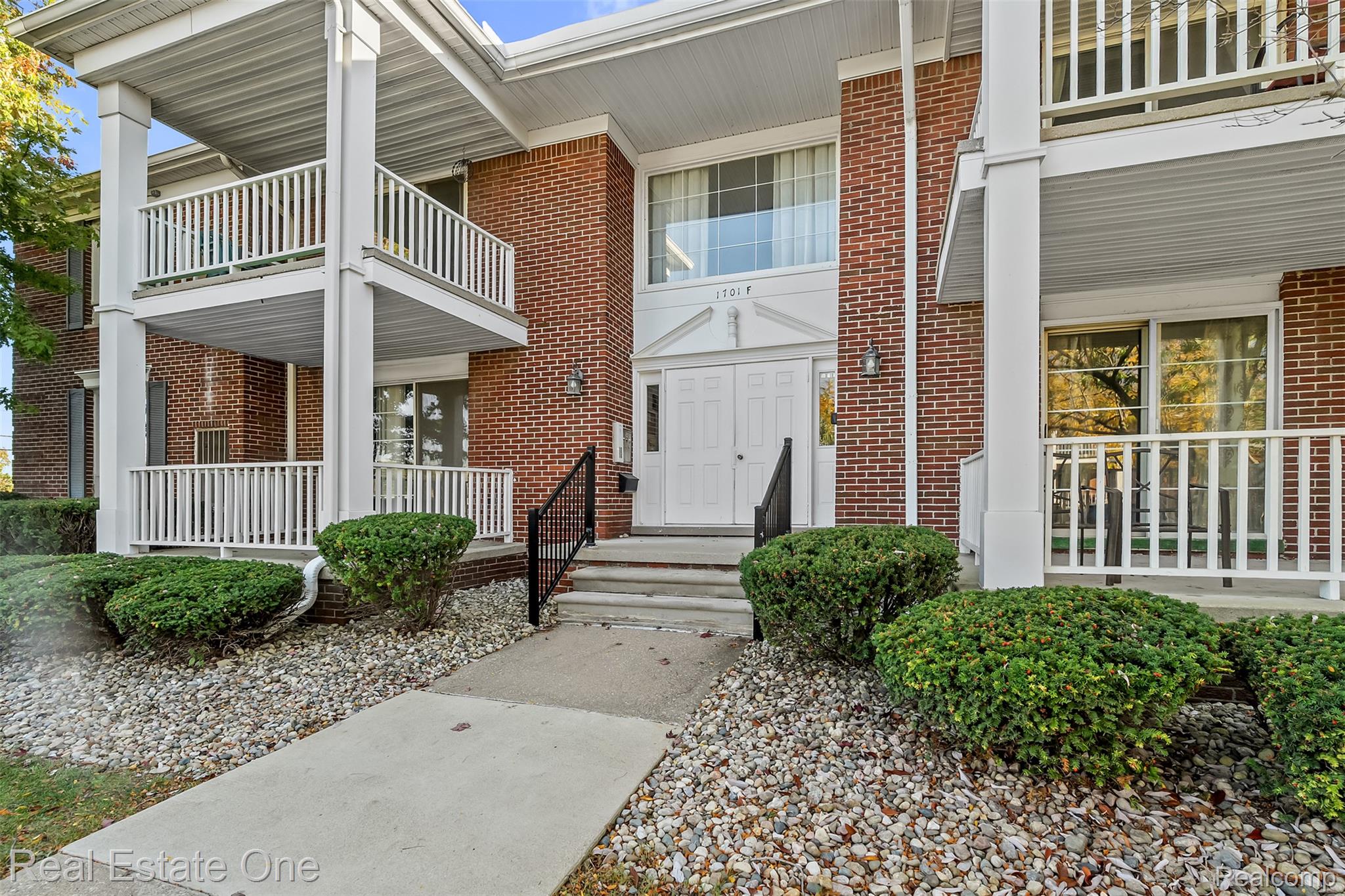 1701 Monticello St # 8f Property Photo 6