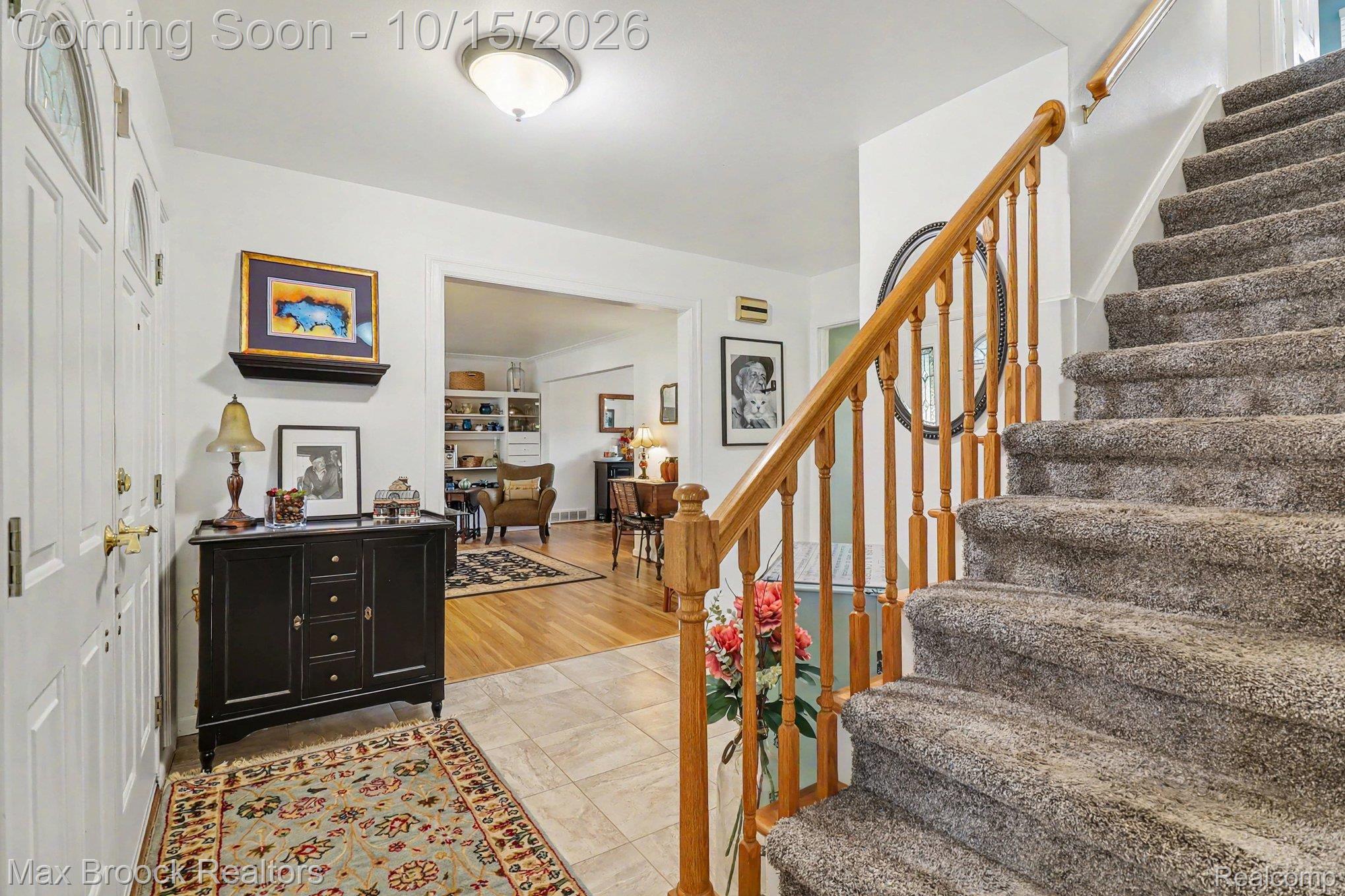 1571 Hunters Ridge Dr Property Photo 2