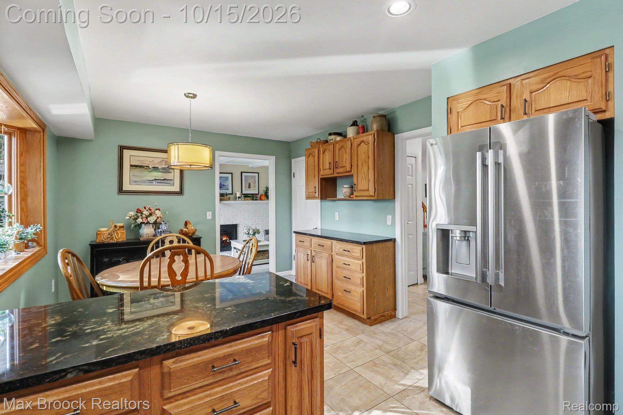 1571 Hunters Ridge Dr Property Photo 8