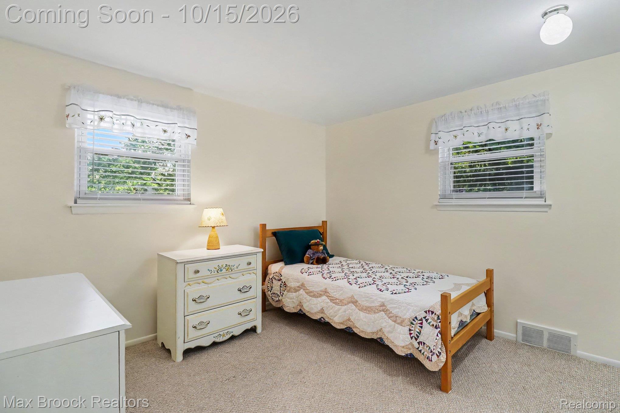1571 Hunters Ridge Dr Property Photo 21