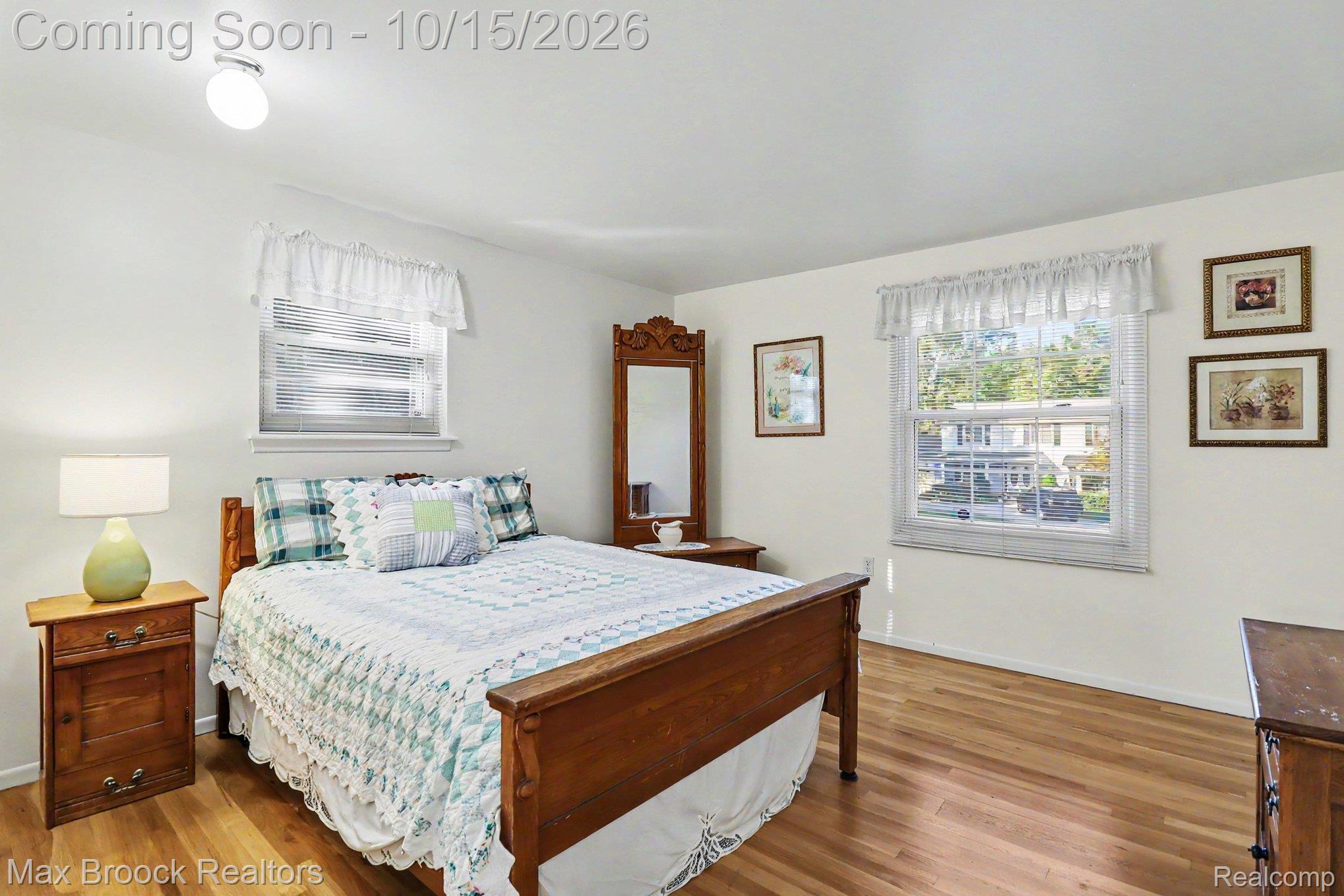 1571 Hunters Ridge Dr Property Photo 22