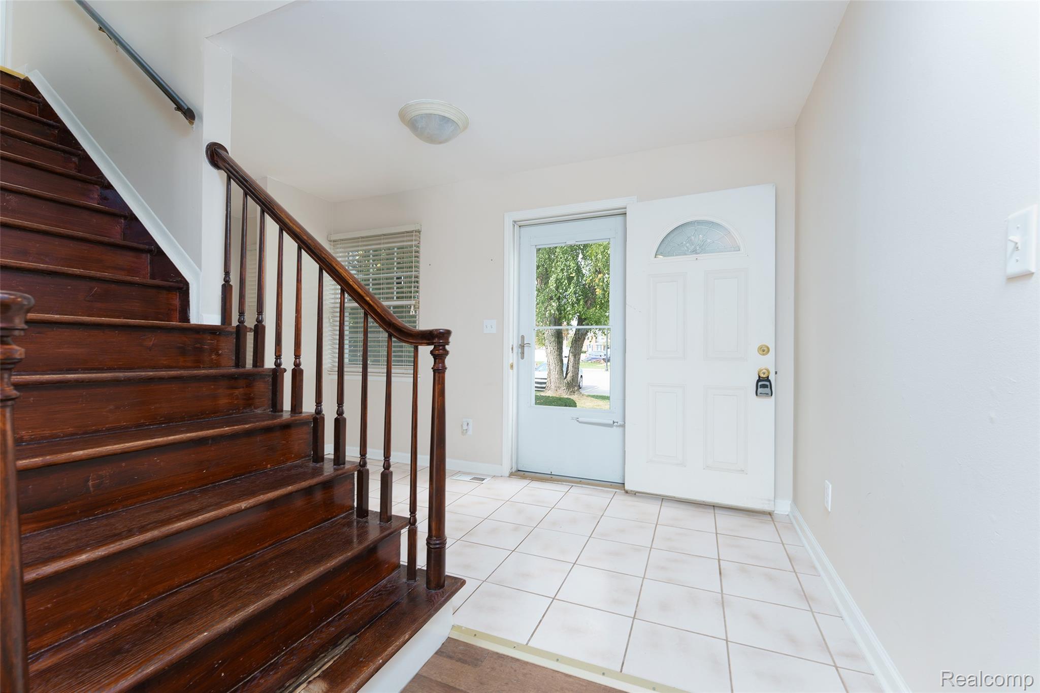 24801 Olde Orchard St Property Photo 3