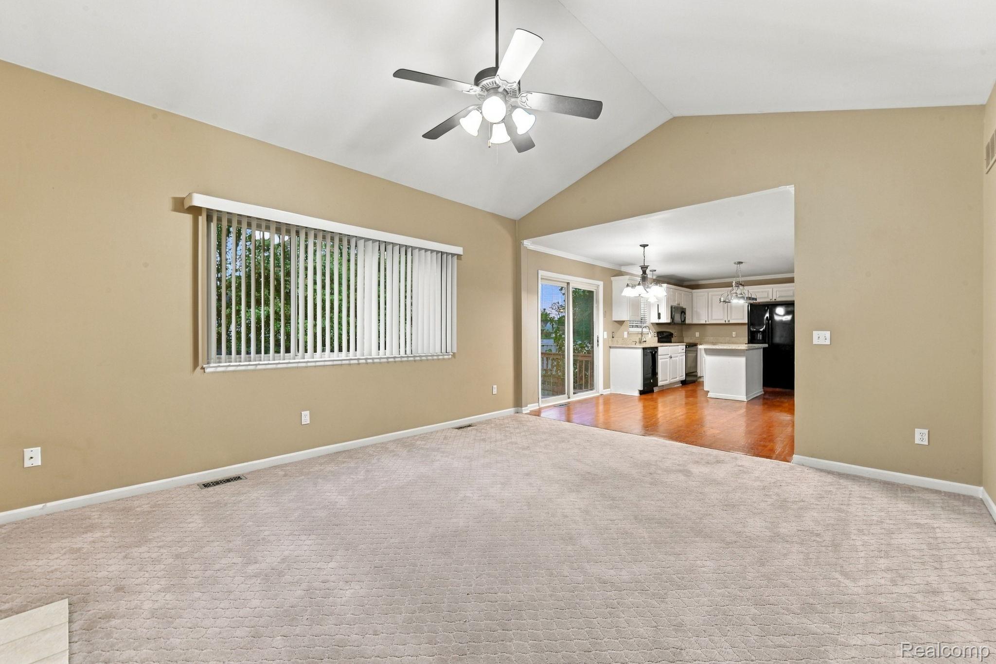 22085 Cherrywood Rd Property Photo 10