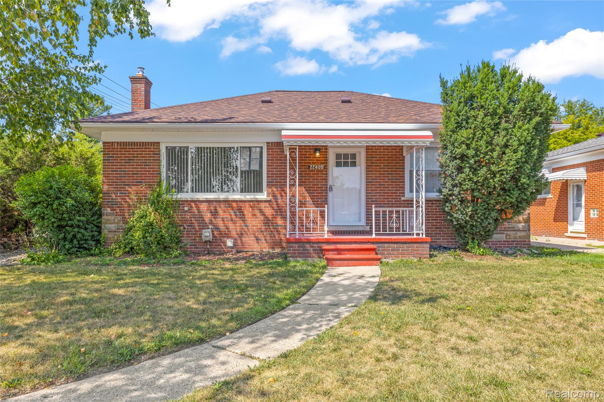 22405 Piper Ave Property Photo 1