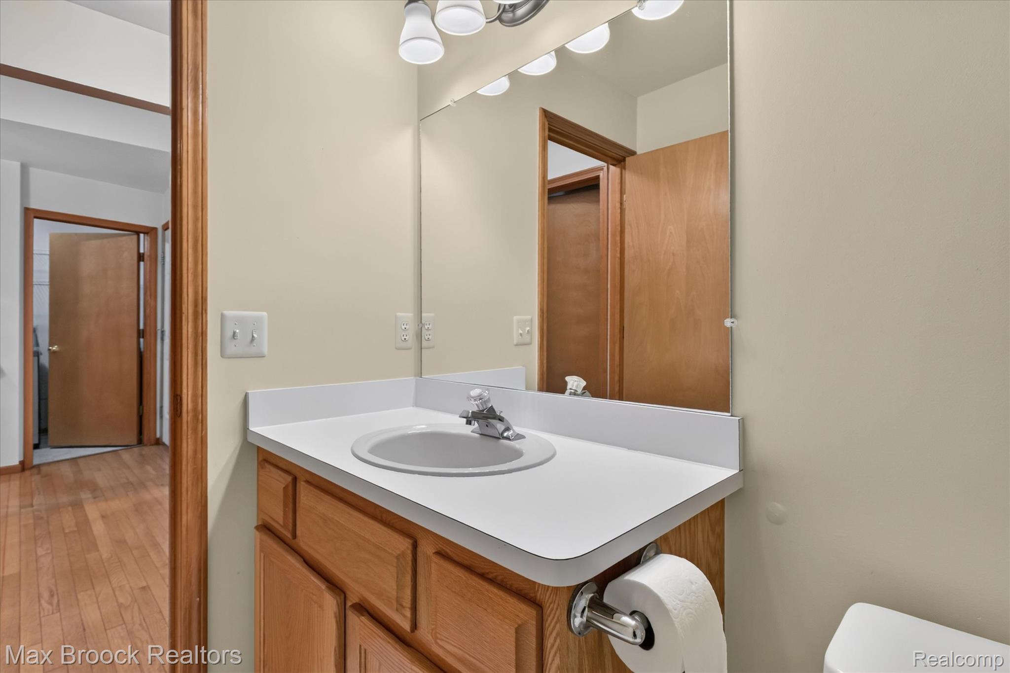 17892 Pointe Ct Property Photo 36