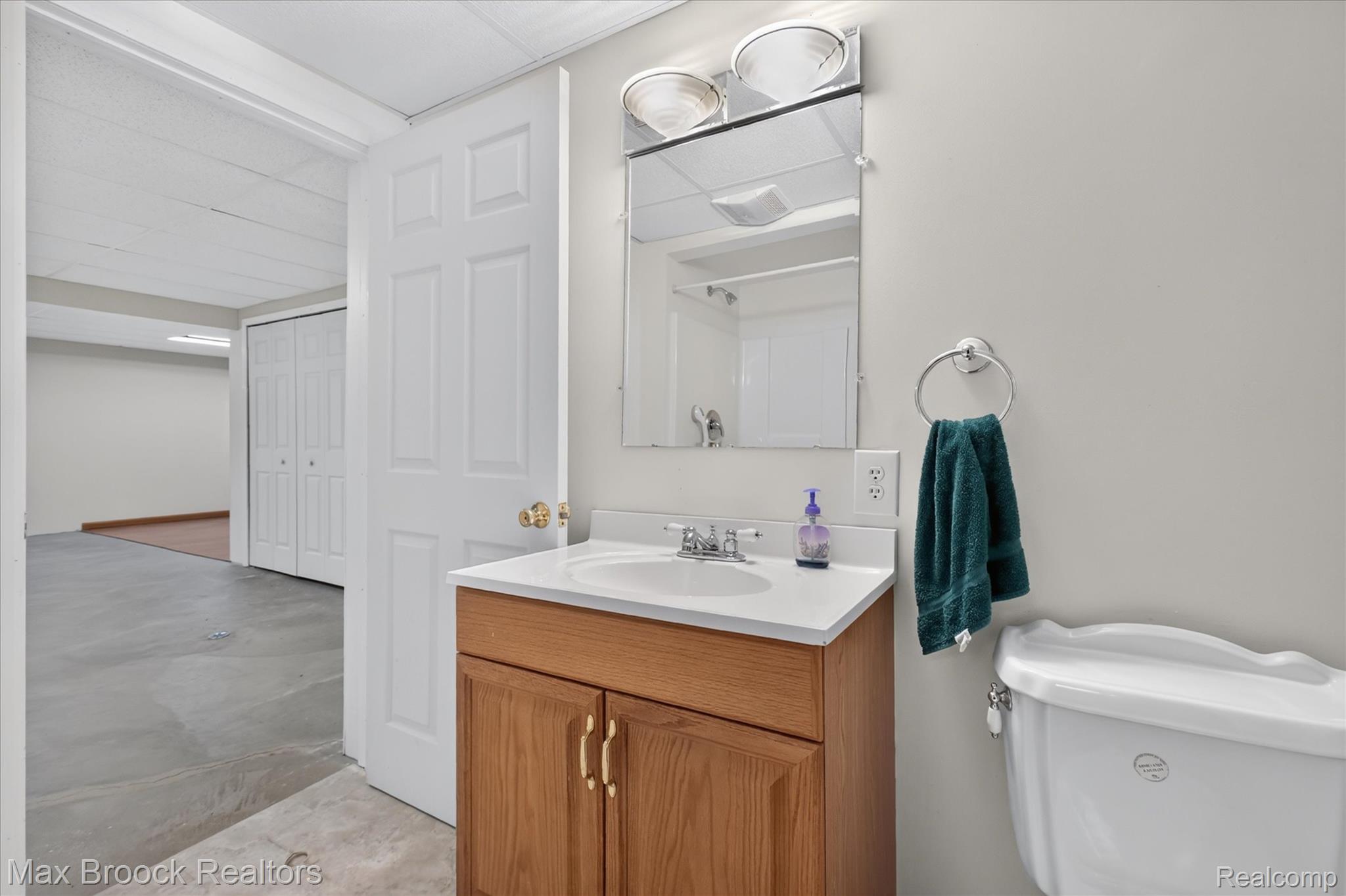 17892 Pointe Ct Property Photo 41